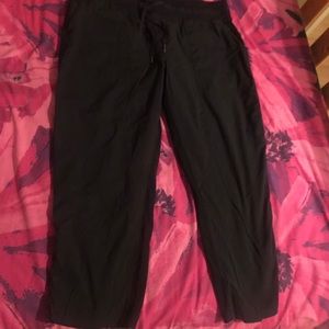 Lululemon dance studio cropped pants